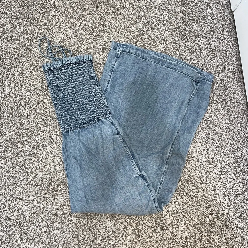 Blue Ruffle Romper - Picture 4 of 4